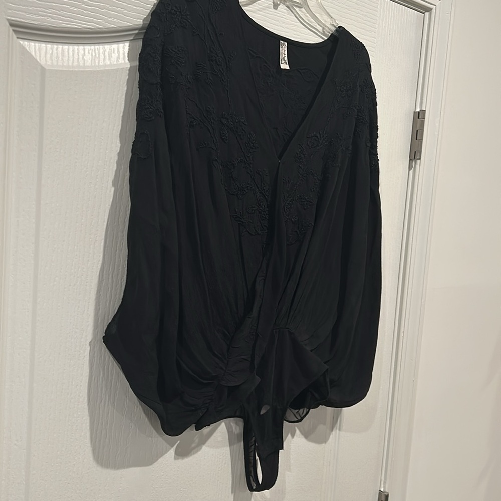 Free People black embroidered flouncy bodysuit! - Picture 2 of 4
